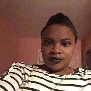 Meet your Posher, Mellissa